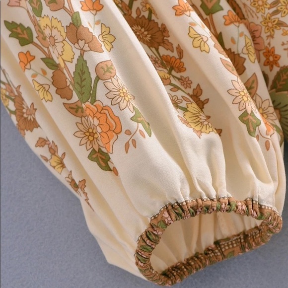 James Floral Shift Viscose Blouse With Blouson Sleeves, Airy Flowy Top - Picture 11 of 14